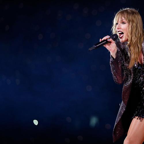 Taylor Swift Hints At An Aussie Tour