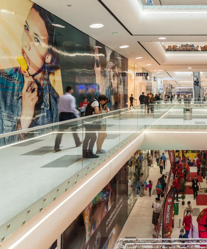 One Of The World S Biggest Retailers Is Coming Back