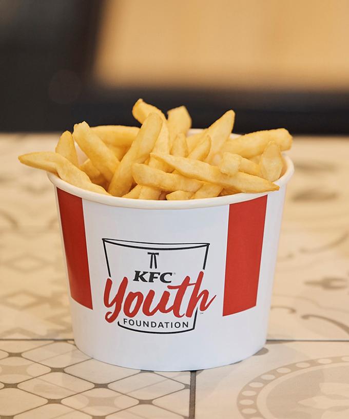 Kfc Is Now Selling An Actual Bucket Of Hot Chips