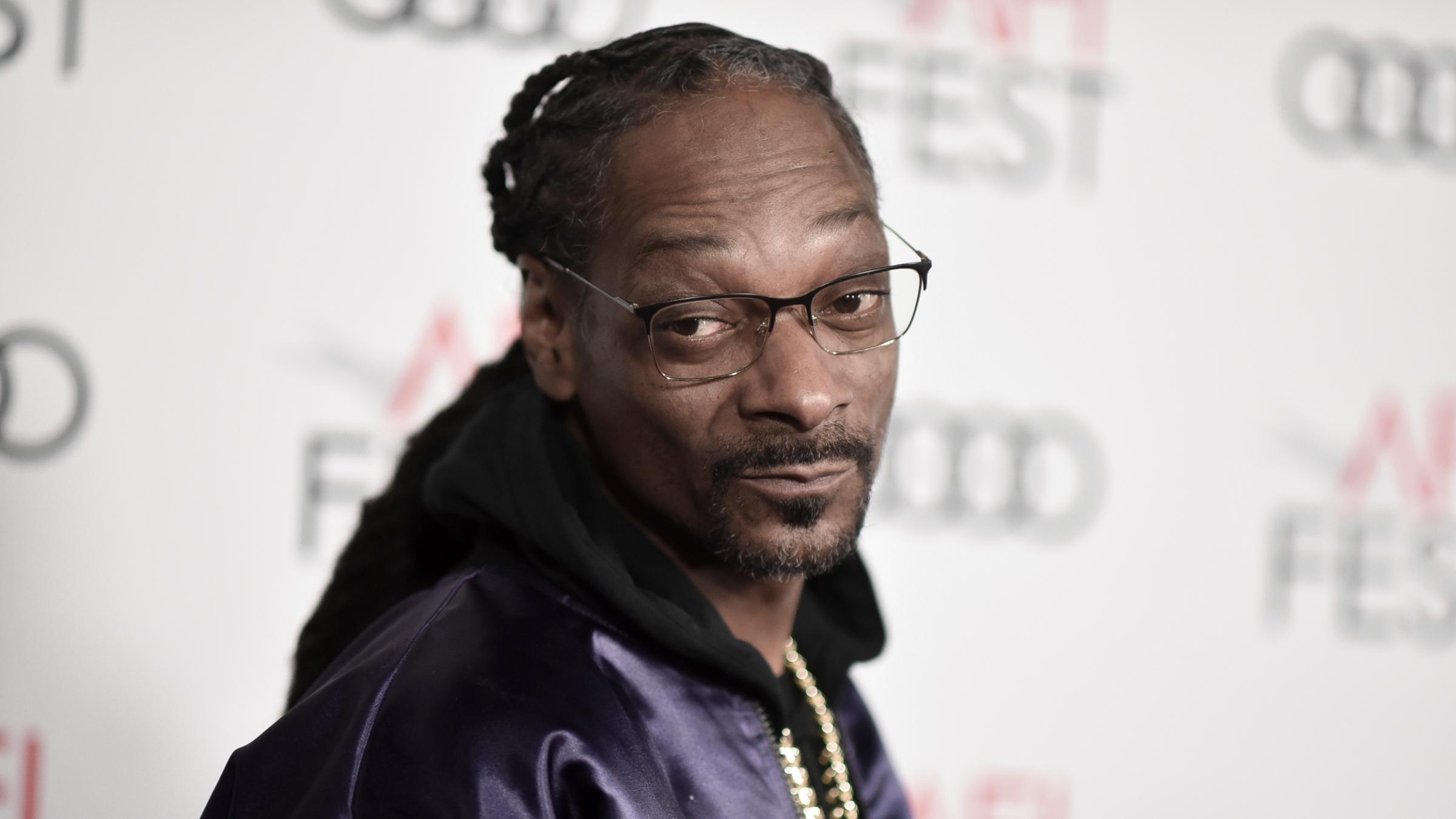 Snoop Dogg is Dropping a Lullaby Album - Thumbnail Image
