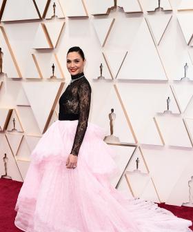 http://Gal%20Gadot%20arrives%20at%20the%20Oscars%20on%20Sunday,%20Feb.%209,%202020,%20at%20the%20Dolby%20Theatre%20in%20Los%20Angeles.%20(Photo%20by%20Jordan%20Strauss/Invision/AP)