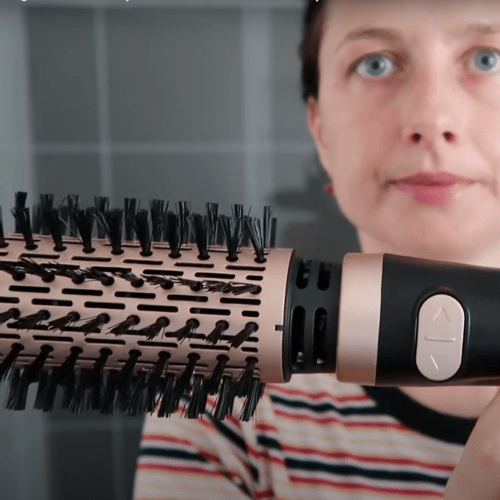 Aldi’s Next Hot Buy Is A $25 Heated Rotating Hair Brush