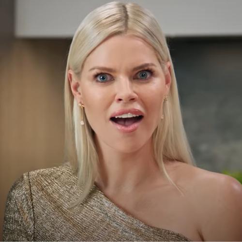Sophie Monk Hits The Kitchen And She's Never Been This Fancy Before!