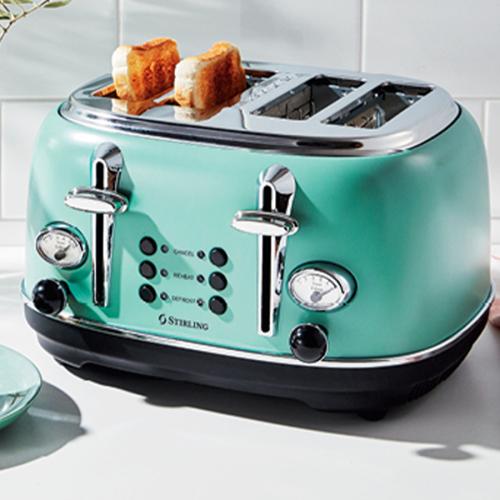 Achieve The Ultimate Kitchen Aesthetic With This Cute Toaster From Aldi