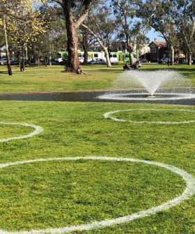 Circles Have Popped Up In Melbourne Parks To Encourage Social Distancing