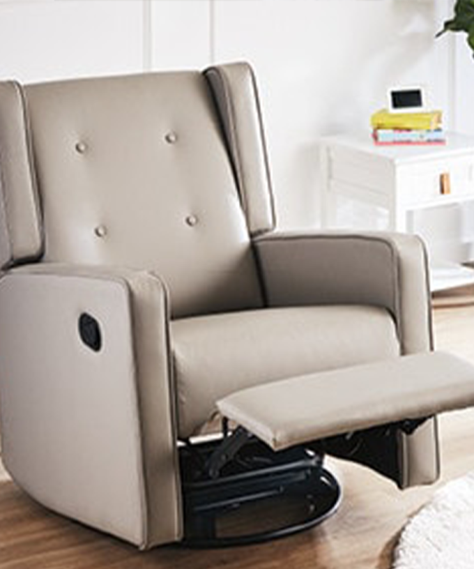 Aldi's Special Buys Rocking Chair Is Back & It Now RECLINES