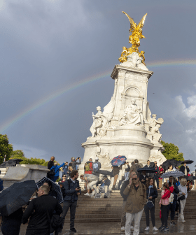 Byron's Son Zephyr Retell's The Moment London Found Out About The Queen's Passing