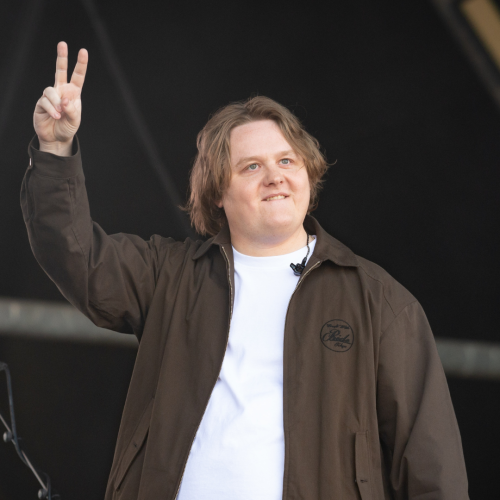 Lewis Capaldi Reflects On The “Mental Episode” That Led Him To Step Back From Music